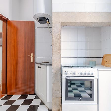 Cool Apartment Near Alfama Lisboa Exteriör bild