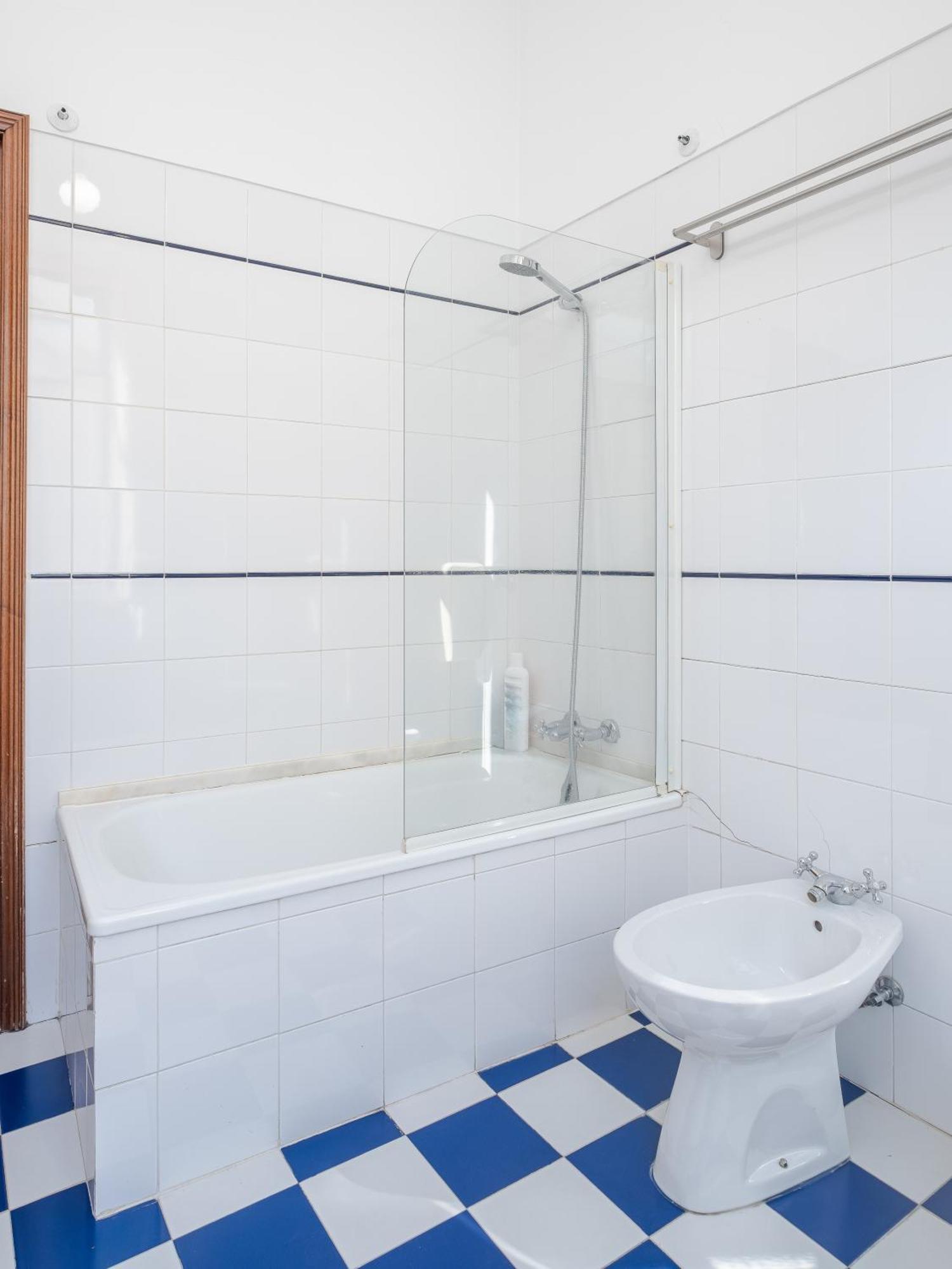 Cool Apartment Near Alfama Lisboa Exteriör bild